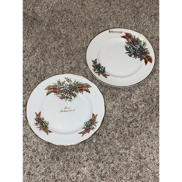 2 Tartan & Berries Gold Christmas Plates Holiday Bone China - Picture 1 of 10